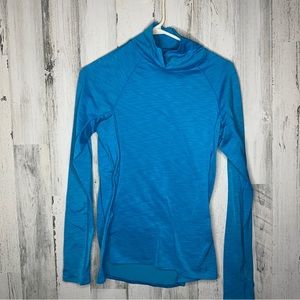 Under Armour Women’s Cold Gear Teal Long Sleeve Shirt with Thumbholes